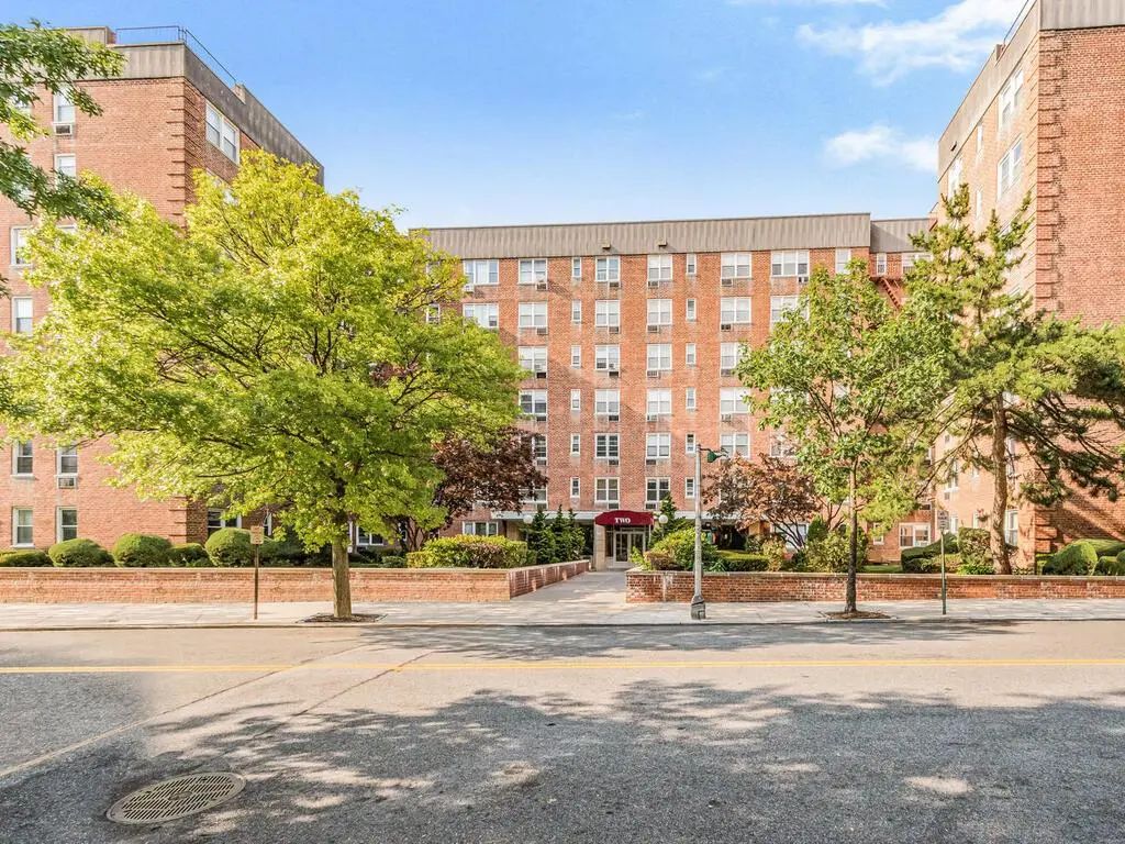 2 Sadore Lane # 5n, Yonkers
