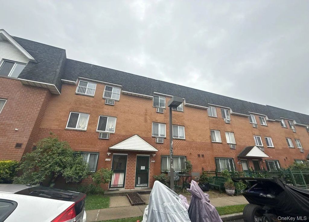 1316 33rd Avenue, Astoria