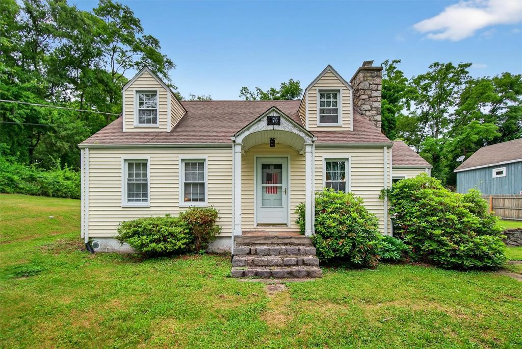 5776 Albany Post Road, Cortlandt Manor