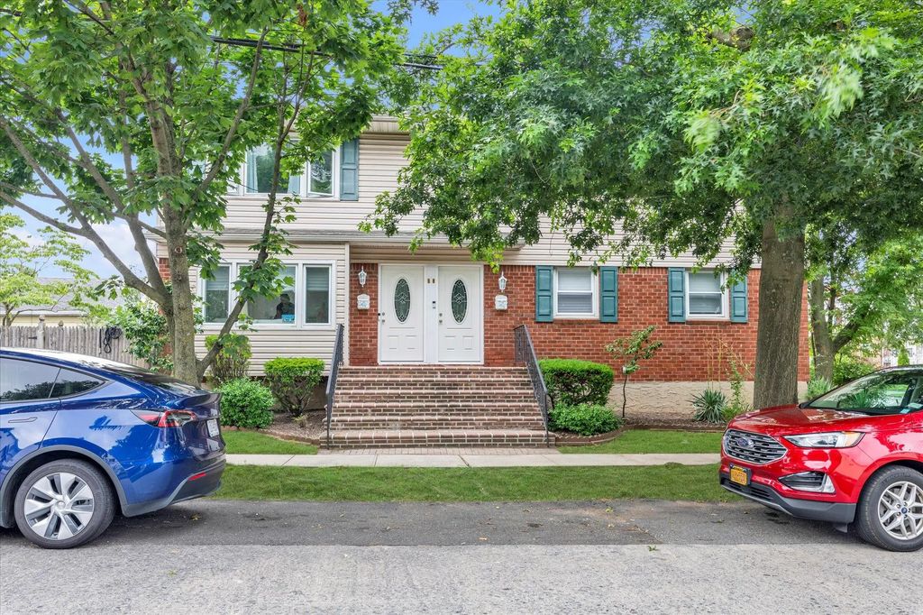 58 W Mineola Avenue, Valley Stream