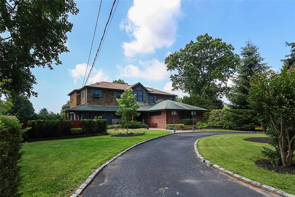 19 Marietta Road, Glen Cove