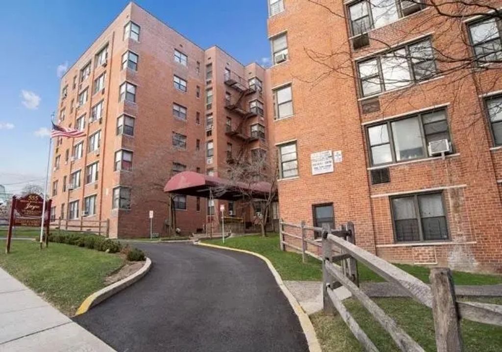 555 Bronx River Road # 2k, Yonkers