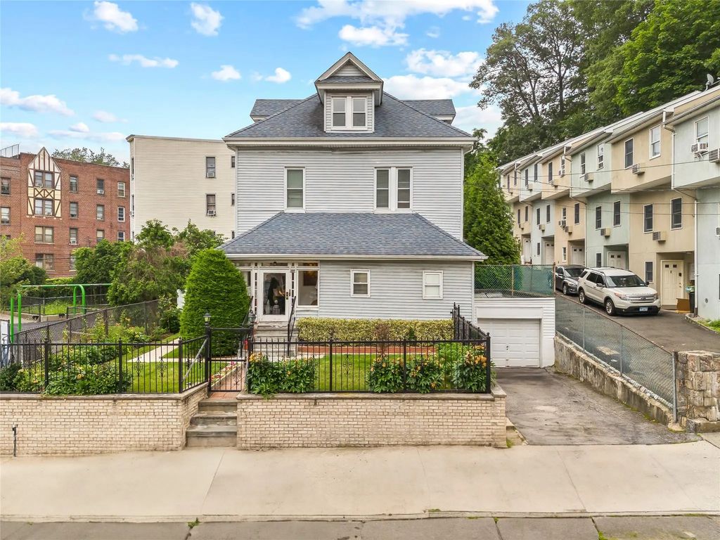 610 Van Cortlandt Park Avenue, Yonkers
