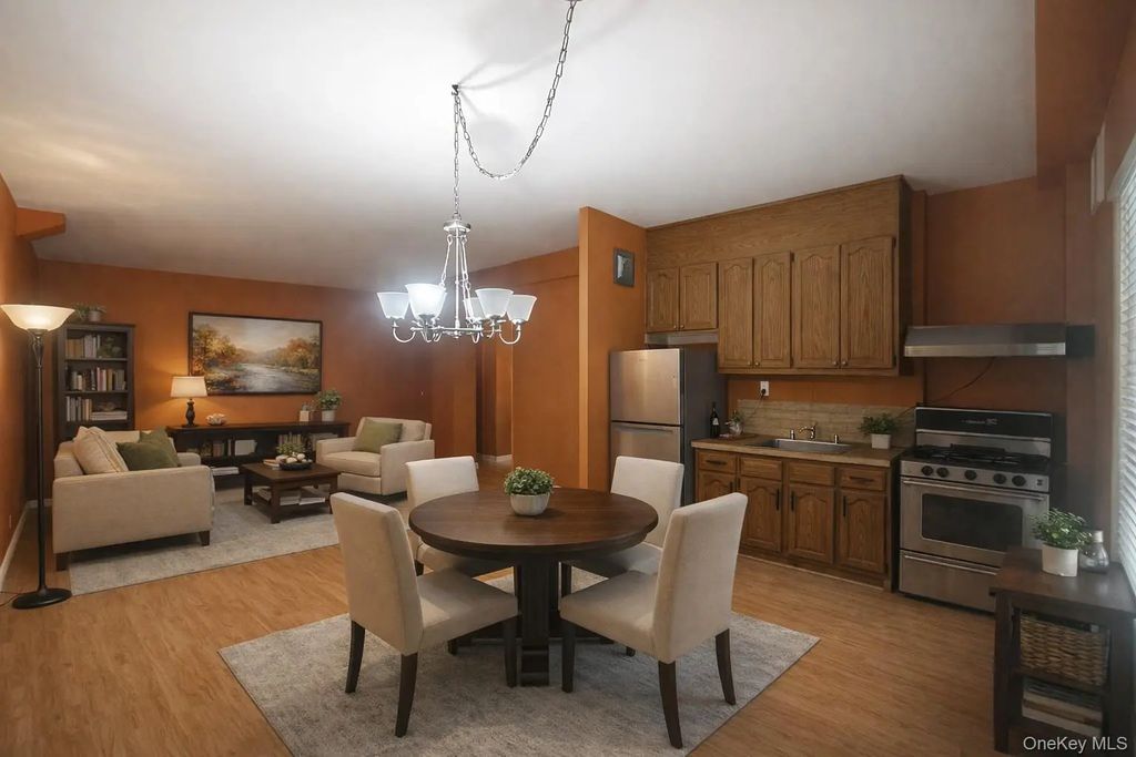 35-11 85 Street # 1b, Jackson Heights