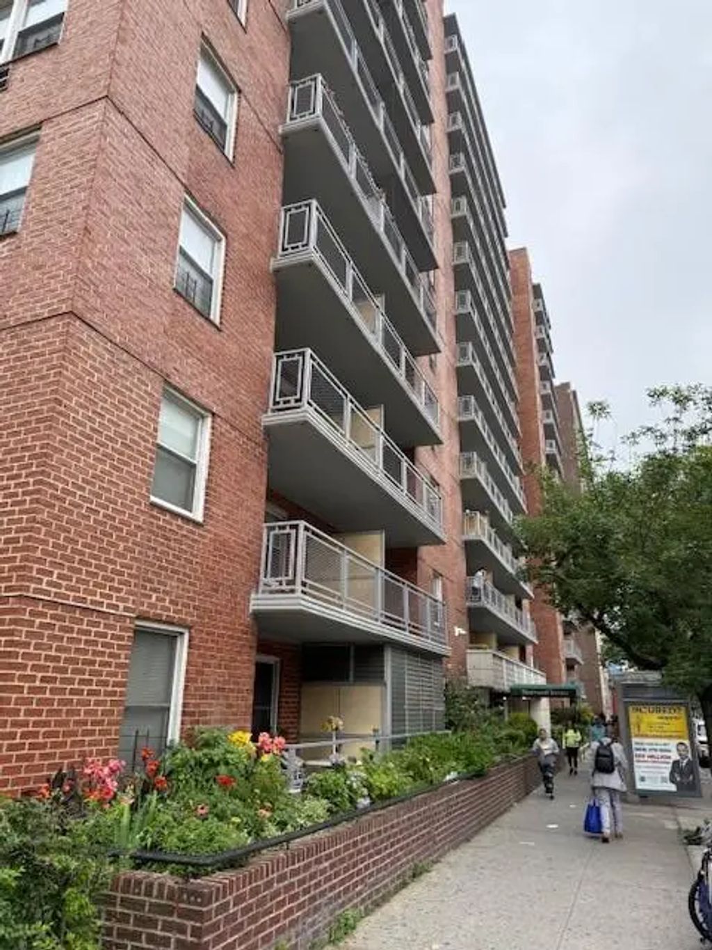 89-15 Parsons Boulevard # #4b, Jamaica