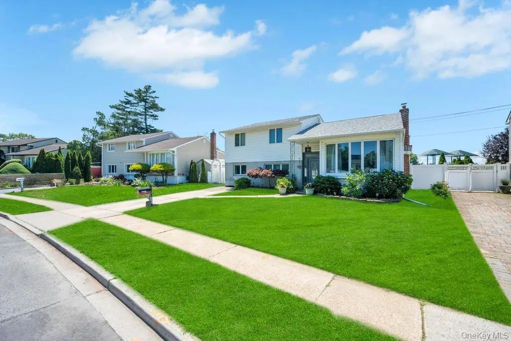 2482 Cadillac Drive, East Meadow