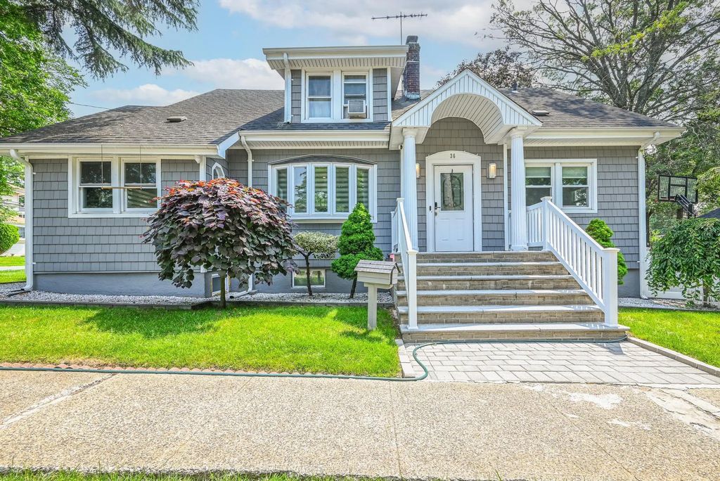 36 W Saint Marks Place, Valley Stream
