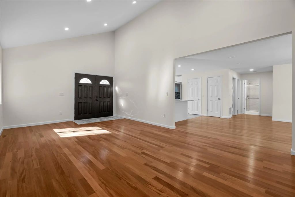 9 William Puckey Drive, Cortlandt Manor