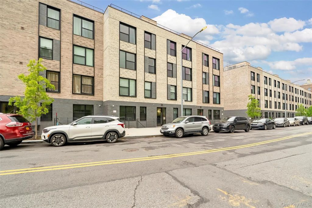 359 Bronx River Avenue # 3b, Bronx