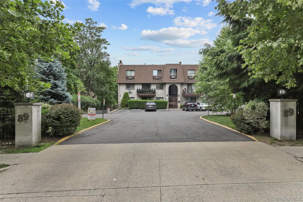 89 N Broadway # 220, White Plains