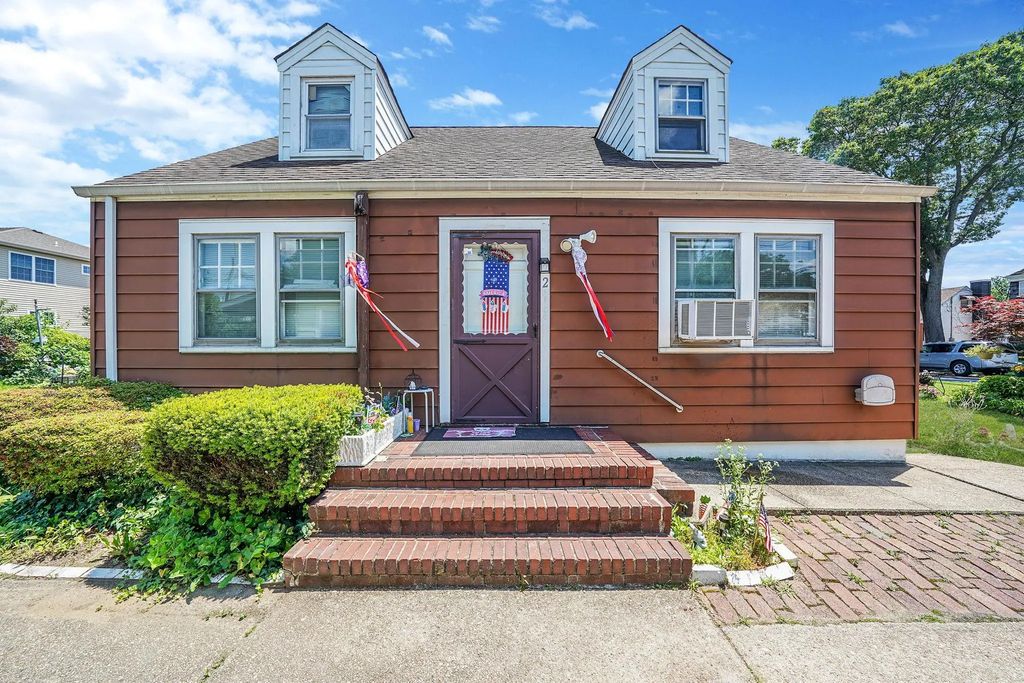 7 Zemek Street, Valley Stream