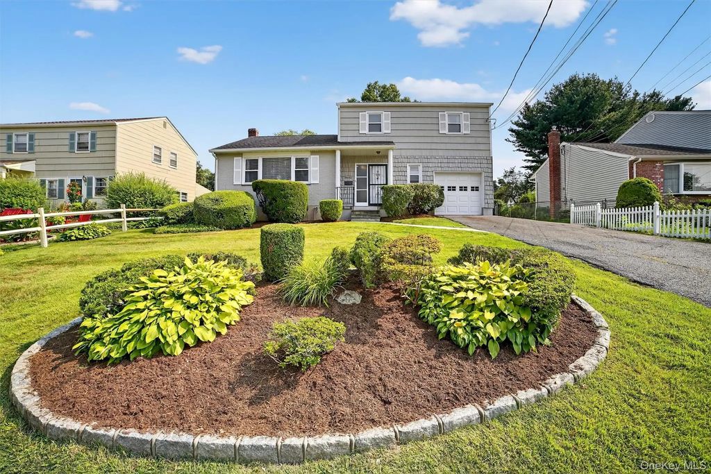 14 Midway Road, White Plains