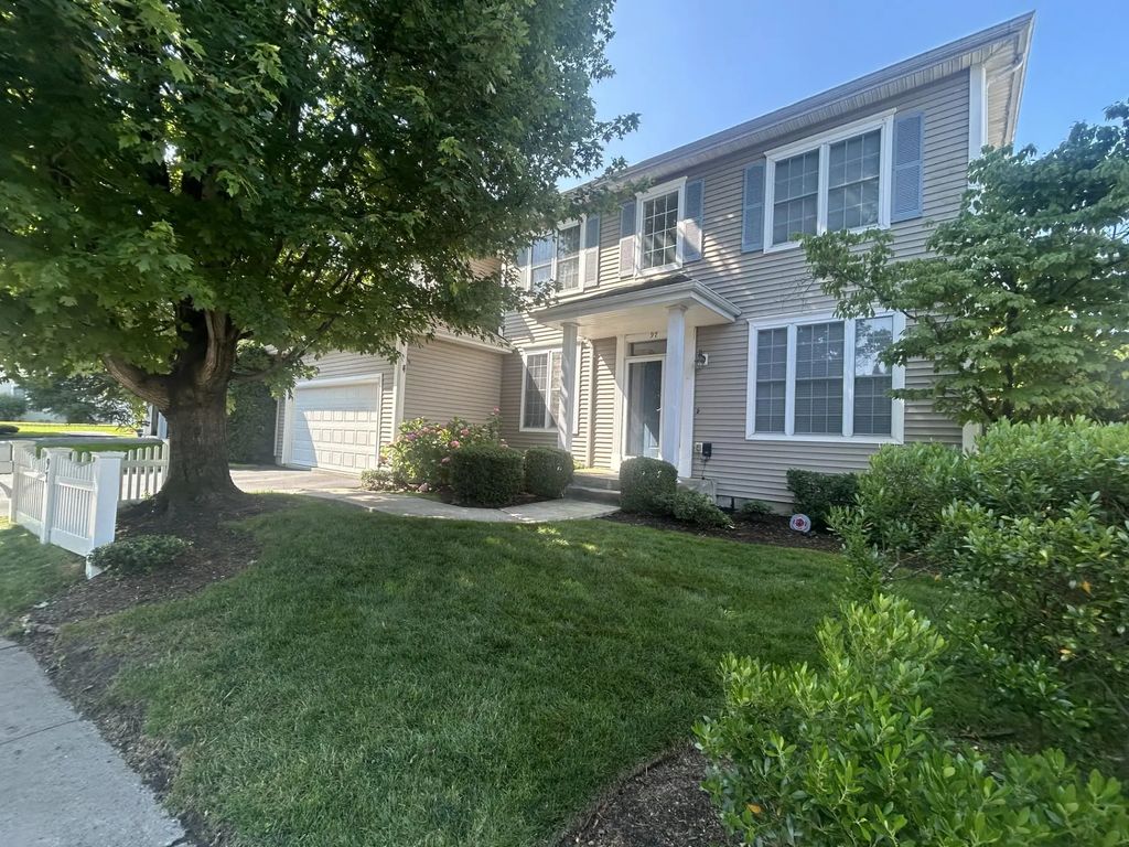 97 Reunion Road, White Plains