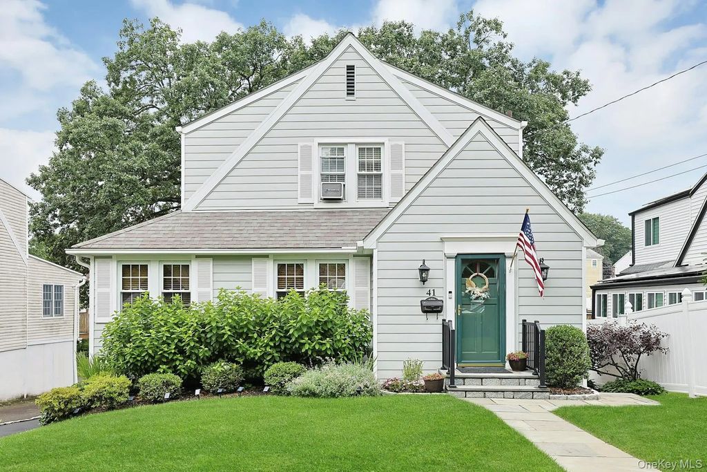 41 Cowdrey Street, Yonkers