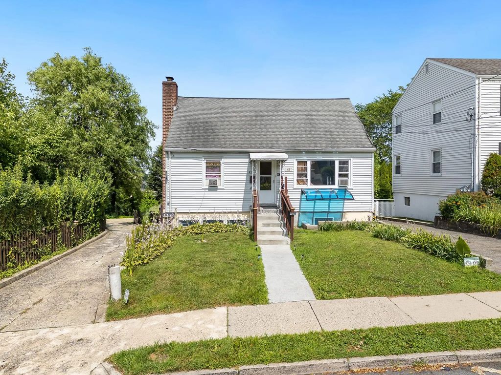42 Jefferson Avenue, White Plains