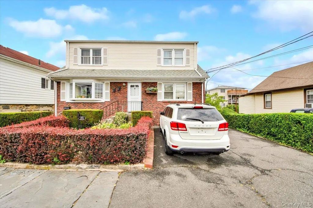 255 Glenhill Avenue, Yonkers