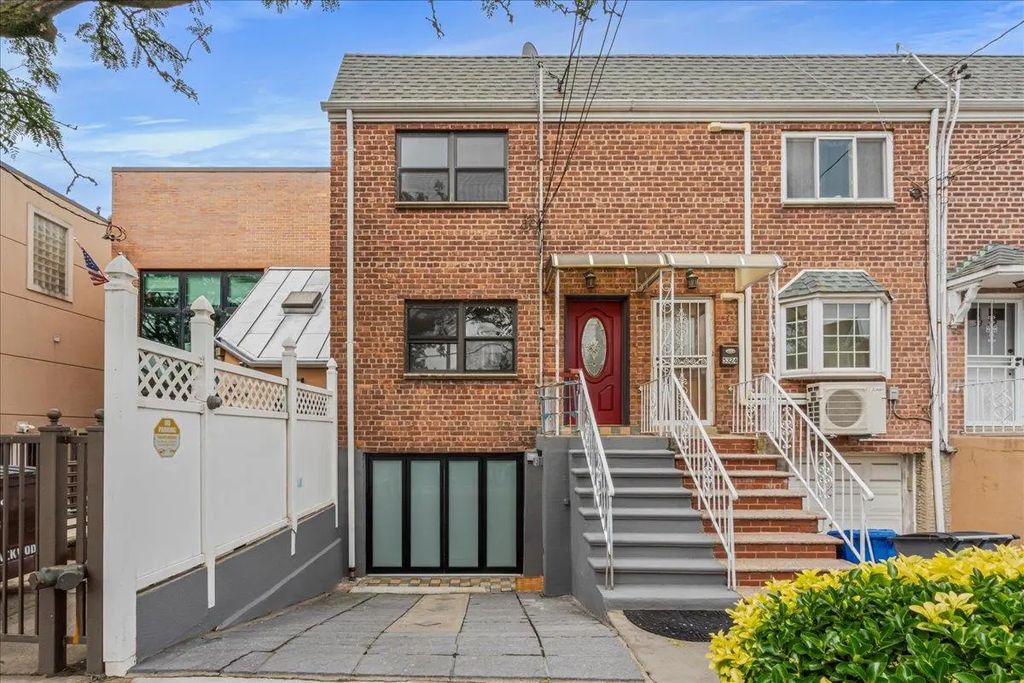 53-26 61st Street, Maspeth