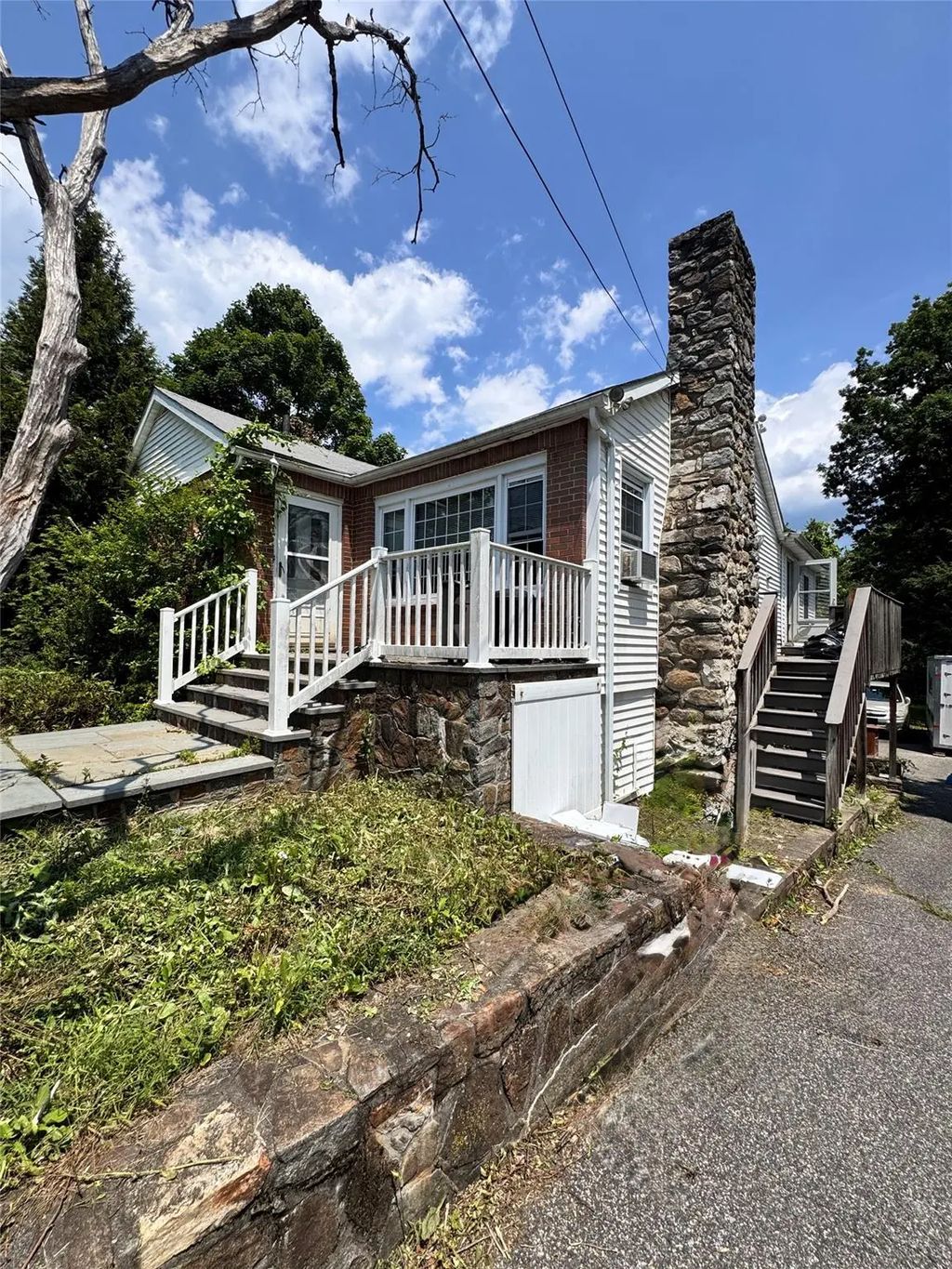 266 W Lovell Street, Mahopac