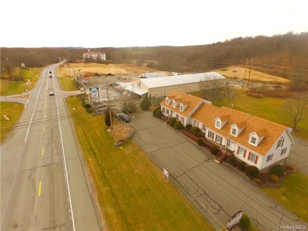 2927 Route 6, Slate Hill