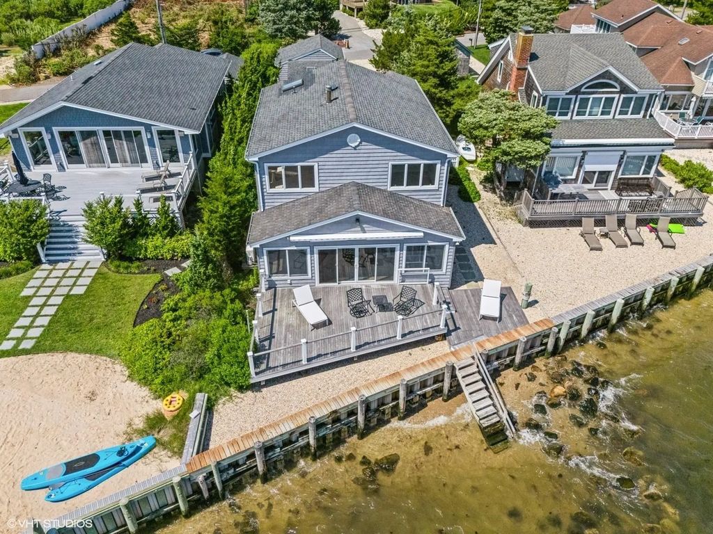 4235 Camp Mineola Road, Mattituck