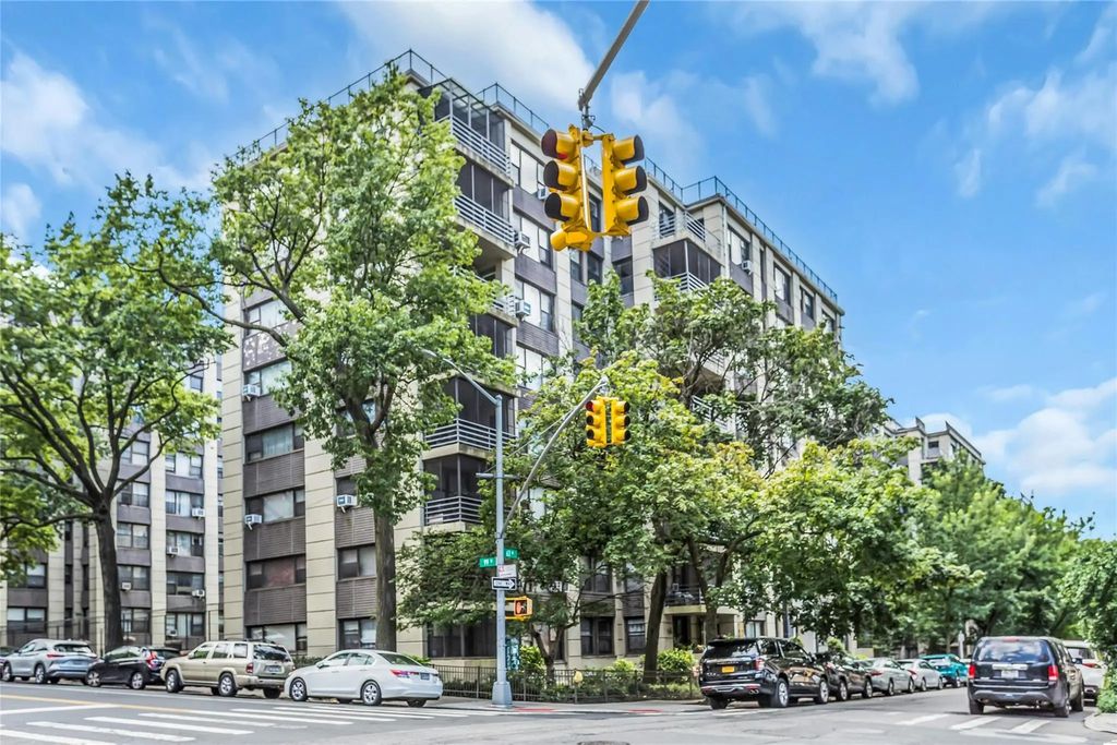 98-50 63rd Drive # 5f, Rego Park