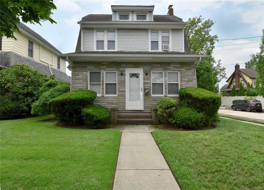 192 Sherman Street, Lynbrook