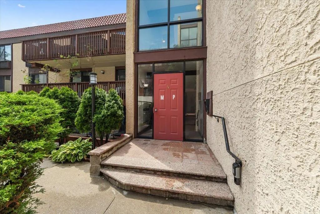 357 N Broadway # 1n, Yonkers