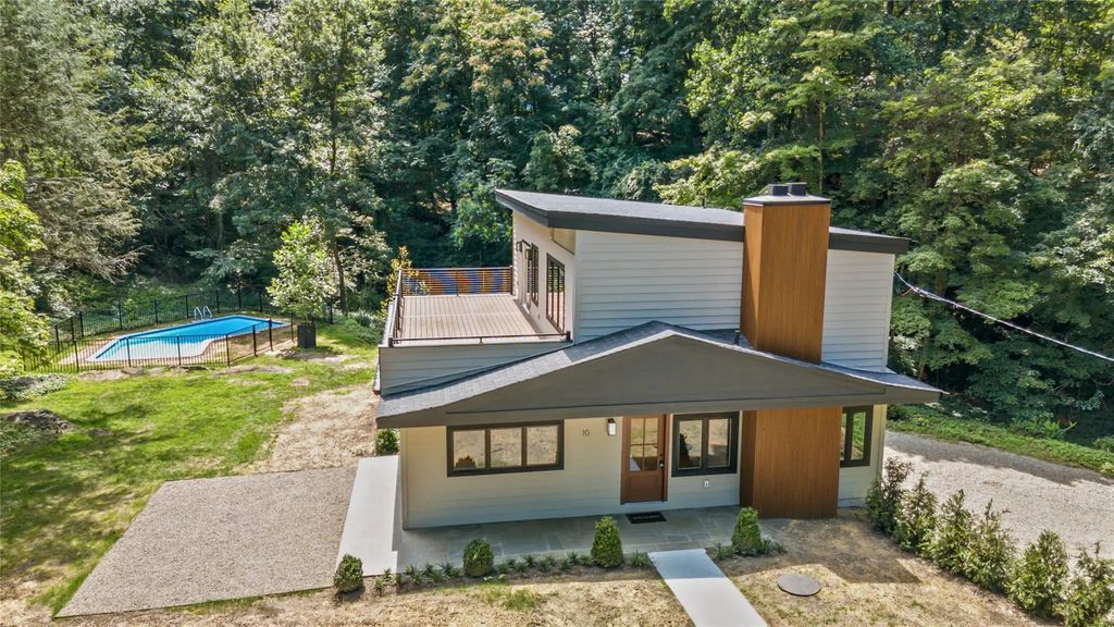 10 Wood Dale Avenue, Croton-on-Hudson