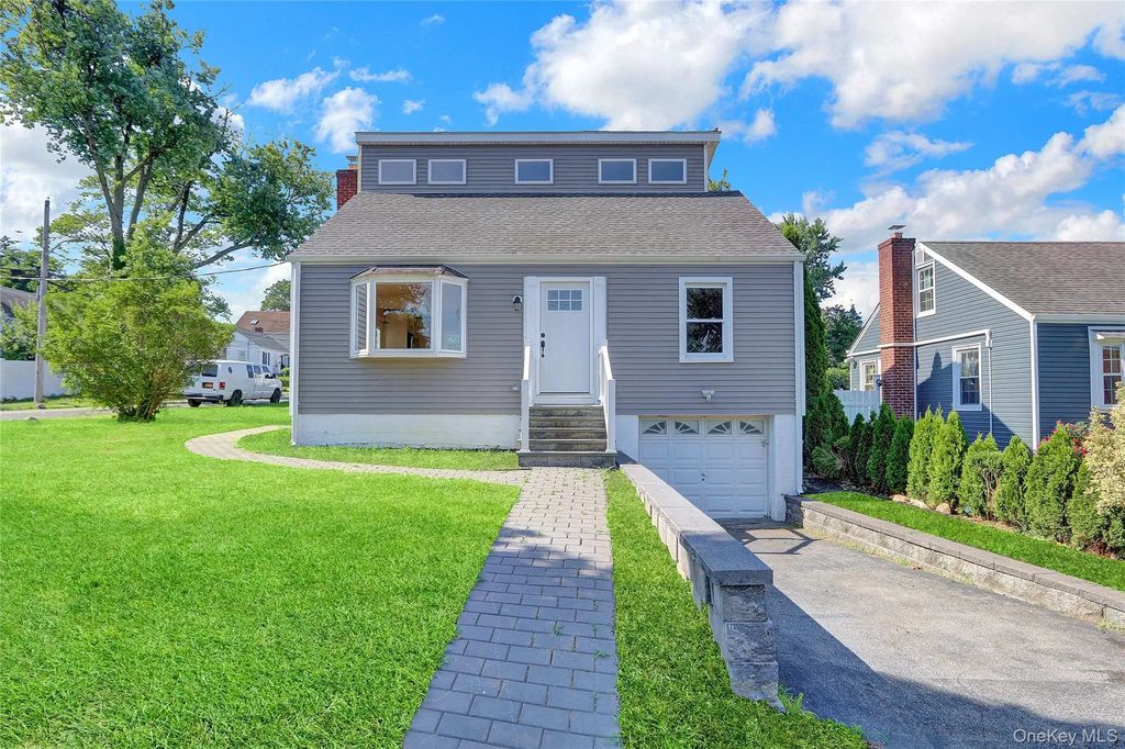 74 Delaware Road, Yonkers