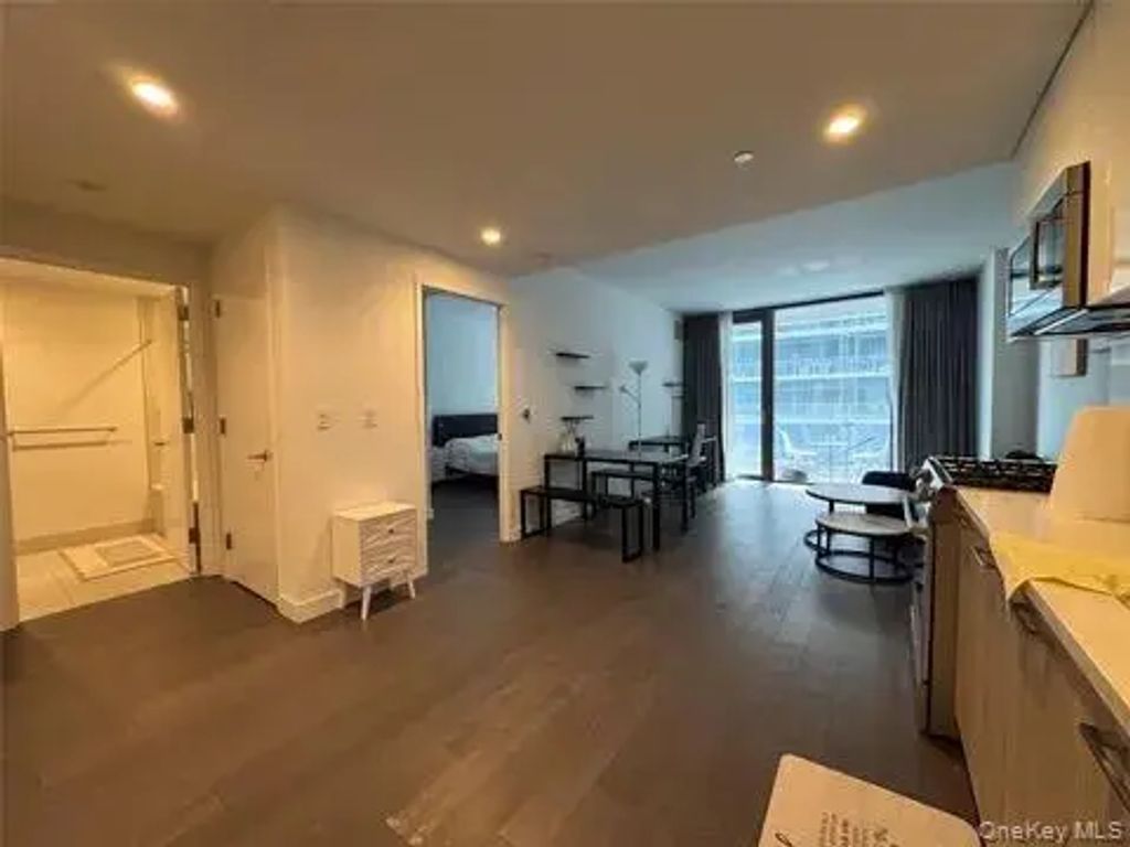 13103 40th Road # 10h, Flushing