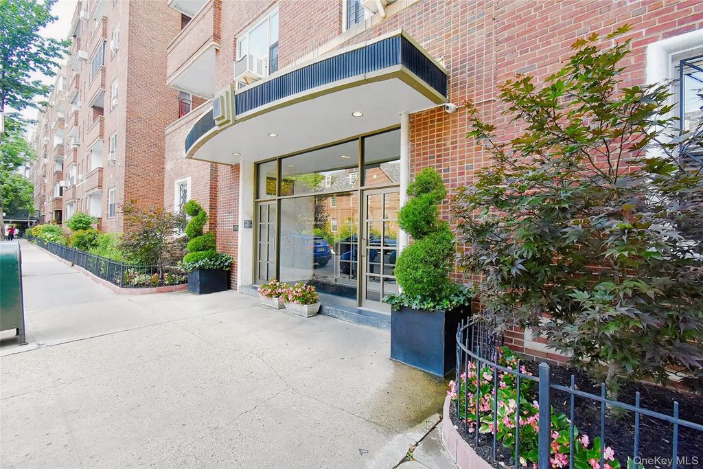 3441 85th # 3a, Jackson Heights