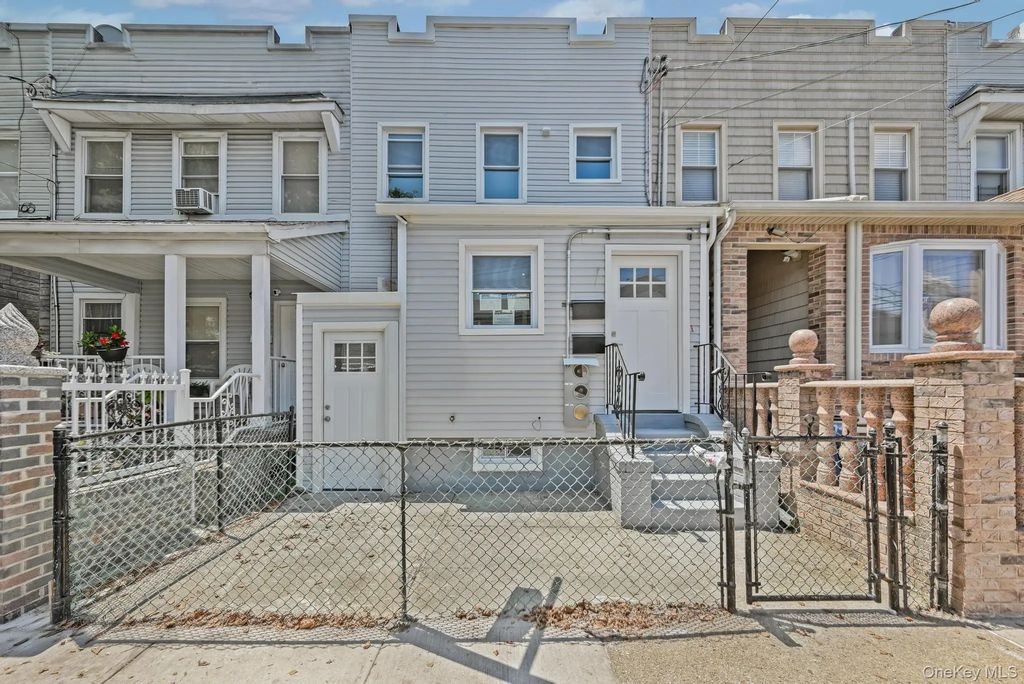 95-22 75 Street, Ozone Park