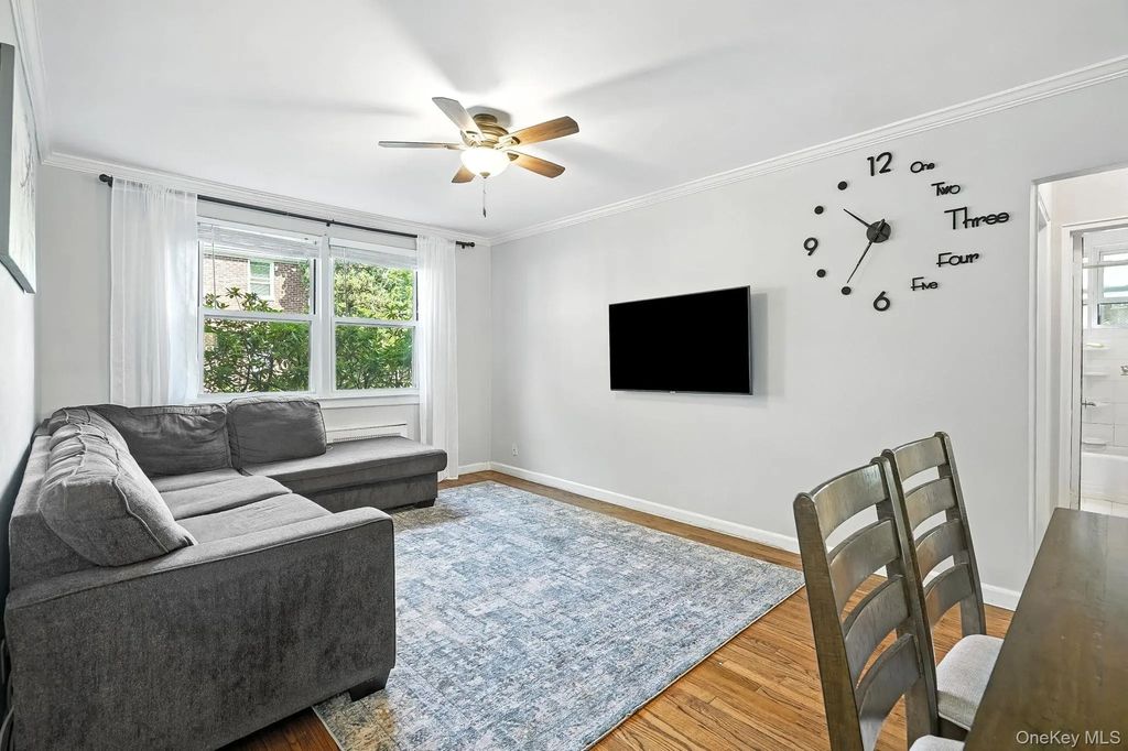 3 Bryant Crescent # 1b, White Plains