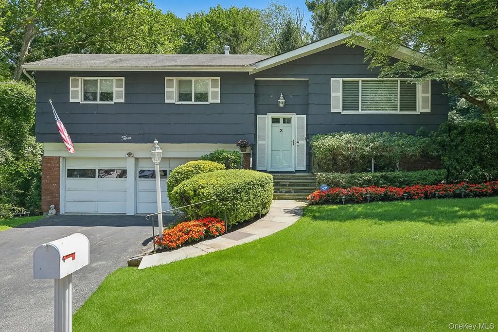 3 Old Farm Circle, White Plains