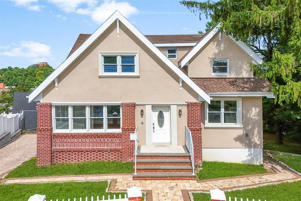 9 Aka 11 Wellesley Avenue, Yonkers