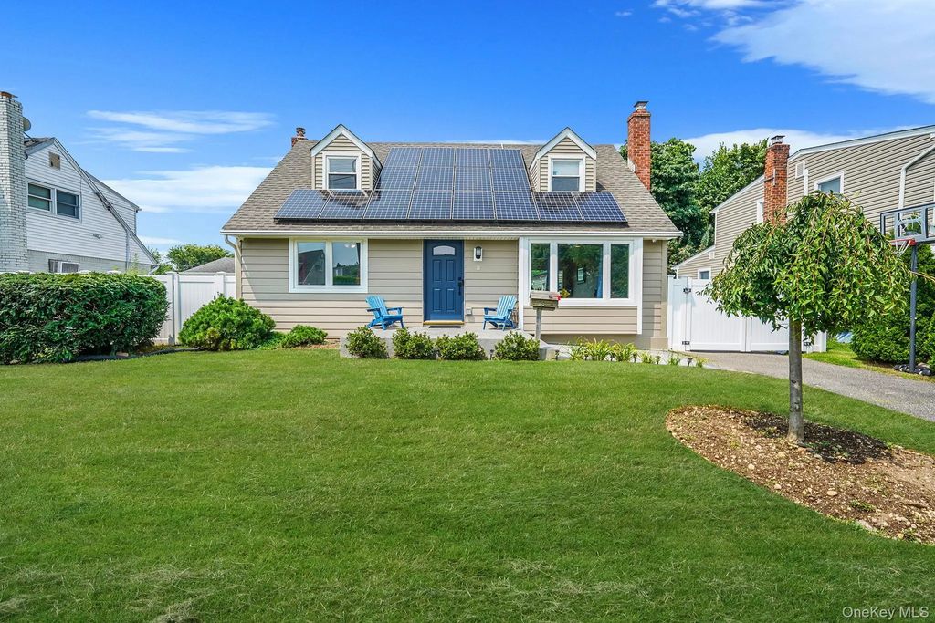 76 Bellmore Road, East Meadow