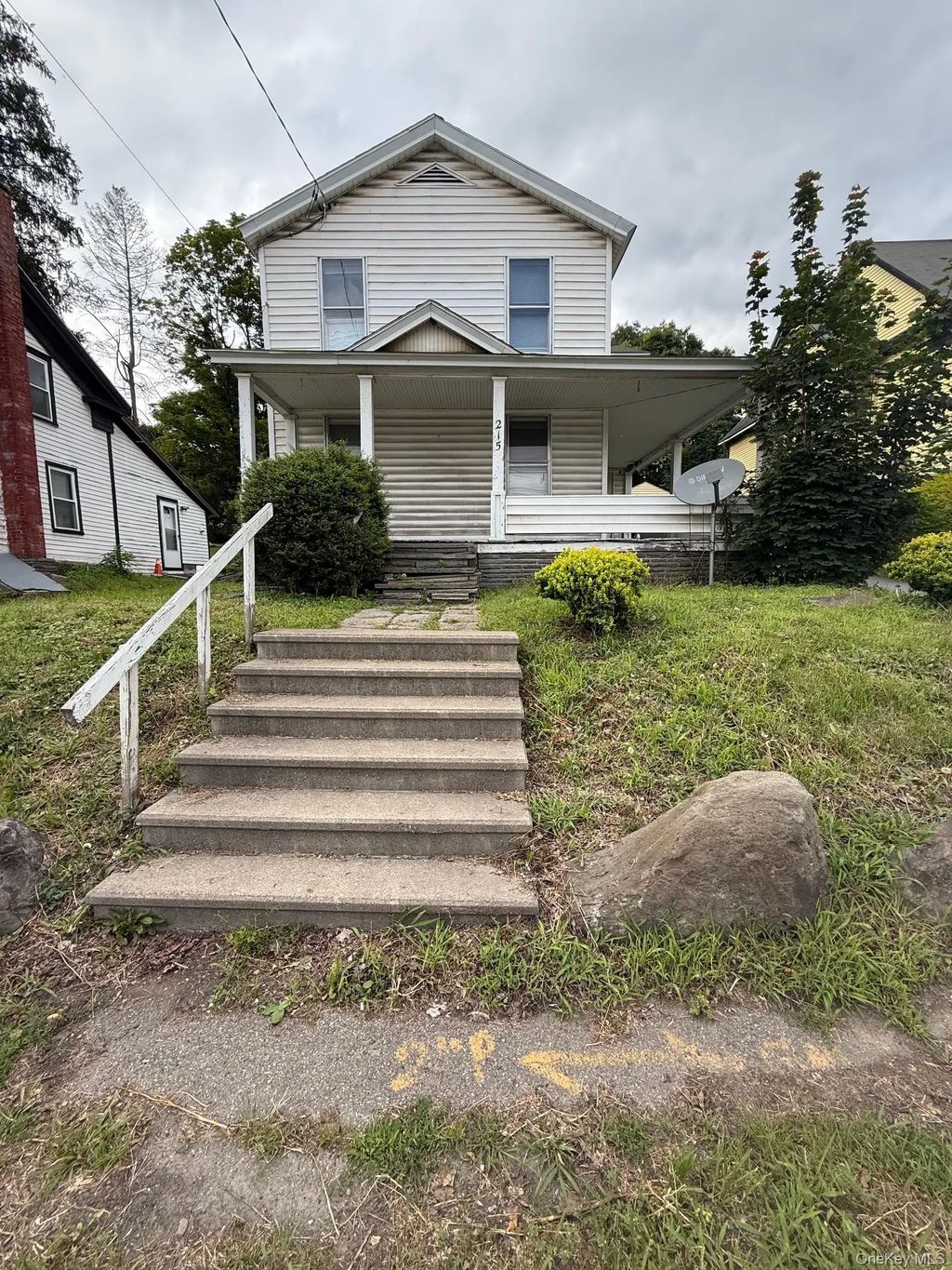 215 E Front Street, Hancock