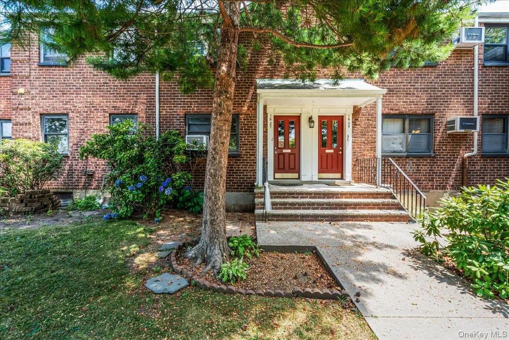 16-37 Utopia Parkway # 2-33, Whitestone