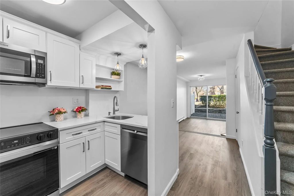 10 Westview Avenue # H, White Plains