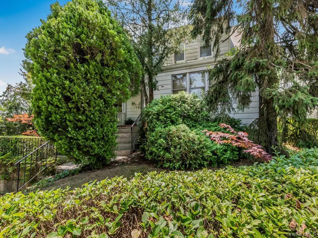 300 Aka 490 Odell Avenue, Yonkers