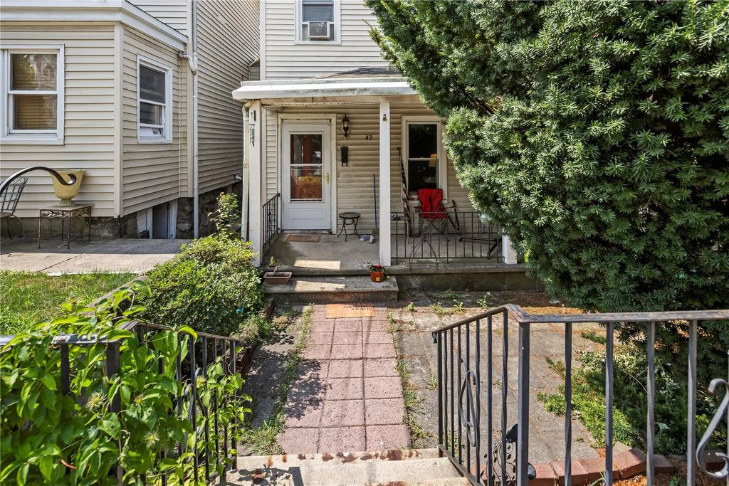 42 Edgewood Avenue, Yonkers