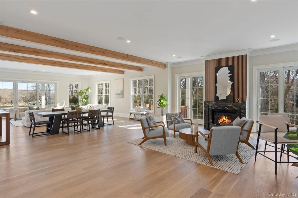 2590 Cox Neck Road, Mattituck