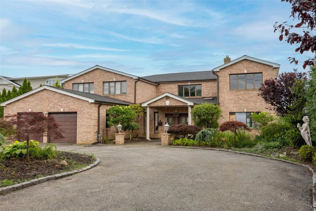 53 Clearwater Avenue, Massapequa