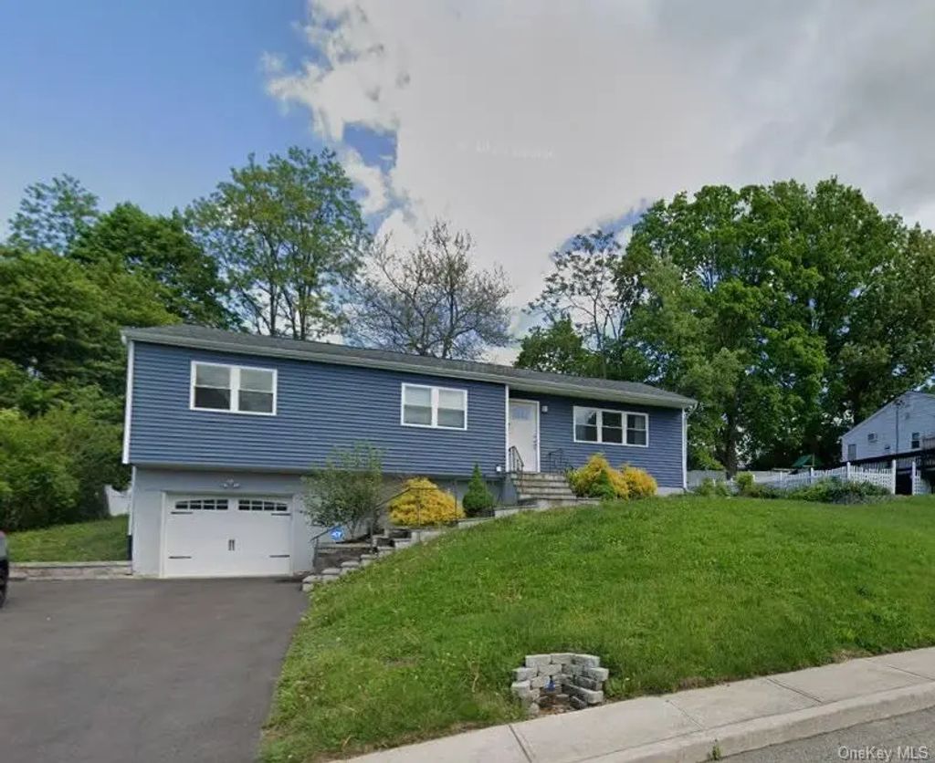 29 Heaney Drive, Beacon