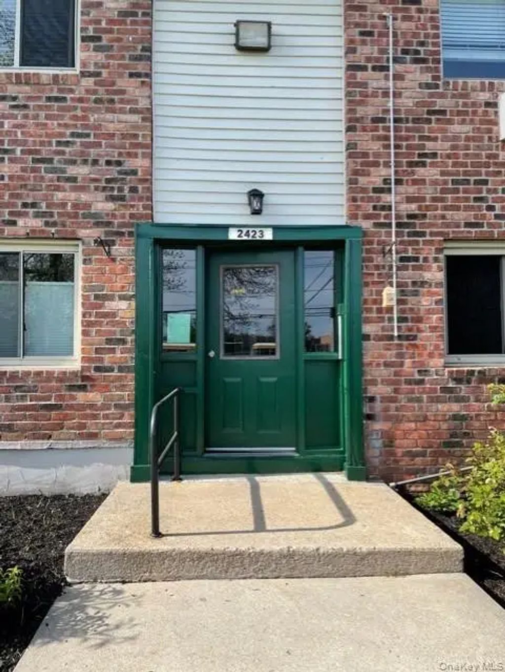 2453 D Union Boulevard, Islip