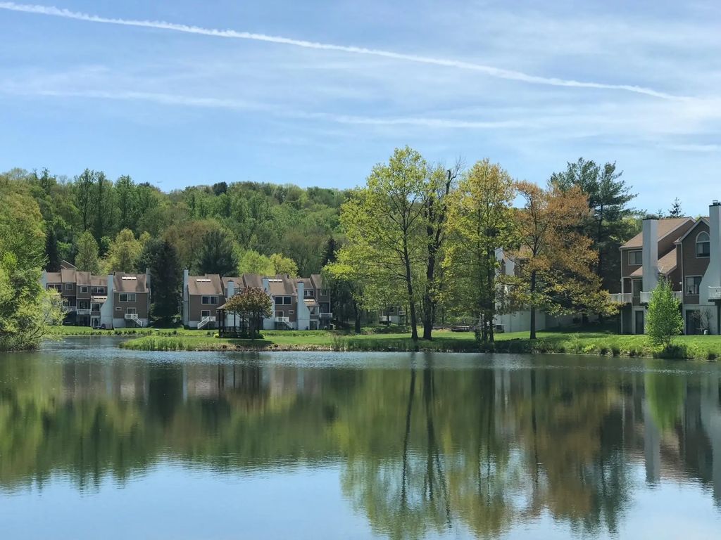77 Further Lane, Chappaqua