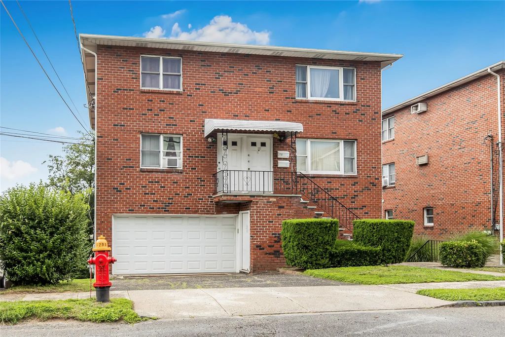 39 Dunston Avenue, Yonkers