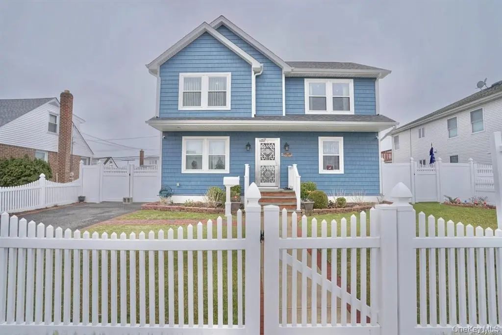 2382 Jefferson Street, East Meadow