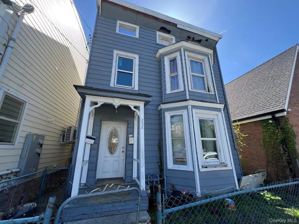 252 Liberty Street, Newburgh
