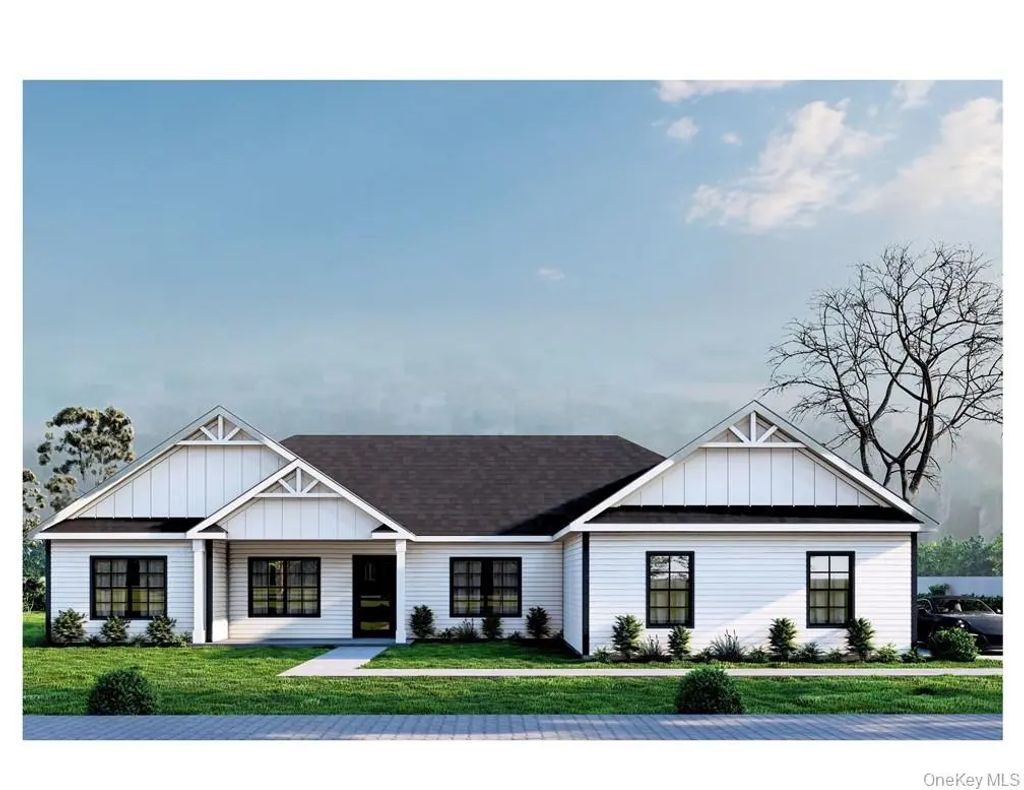 10 Tamarack Drive, Newburgh